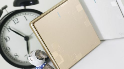 簡約又不簡單的小心機 這款開關告訴你真相! 簡約又不簡單的小心機 這款開關告訴你真相!