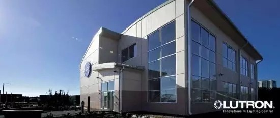 1、服務(wù)美國(guó)太空總署的調(diào)光方案 1、服務(wù)美國(guó)太空總署的調(diào)光方案