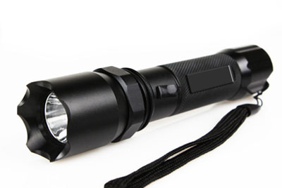 汽車都應(yīng)該備有這十樣?xùn)|西 趕快去集齊它們吧！