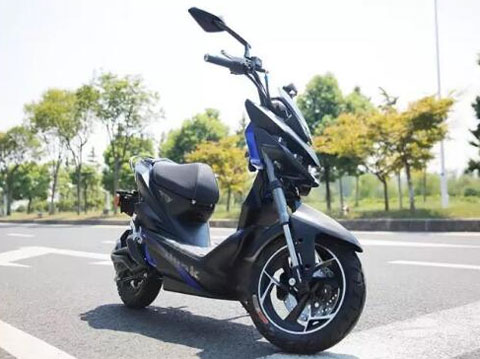 電動車企業抓住消費者的心占領年輕一代市場! 電動車企業抓住消費者的心占領年輕一代市場!