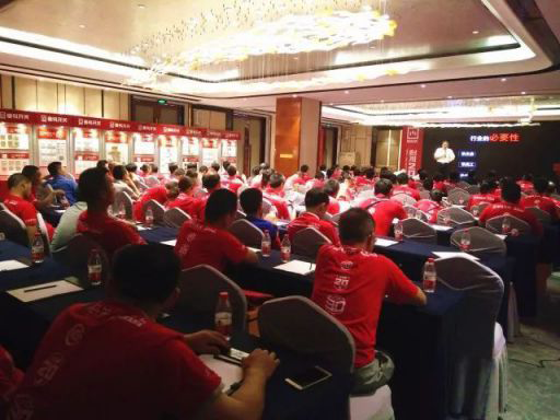 品牌大事|曼科開關(guān)新商業(yè)模式風(fēng)靡中國(guó),引爆贛州市場(chǎng) 品牌大事|曼科開關(guān)新商業(yè)模式風(fēng)靡中國(guó),引爆贛州市場(chǎng)