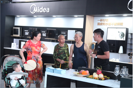 第四屆凈水器消費教育科普公益活動總結大會在北京舉行