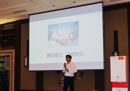 品牌大事|意大利依瑪全國巡回活動首先在成都站徐徐拉開大幕 品牌大事|意大利依瑪全國巡回活動首先在成都站徐徐拉開大幕