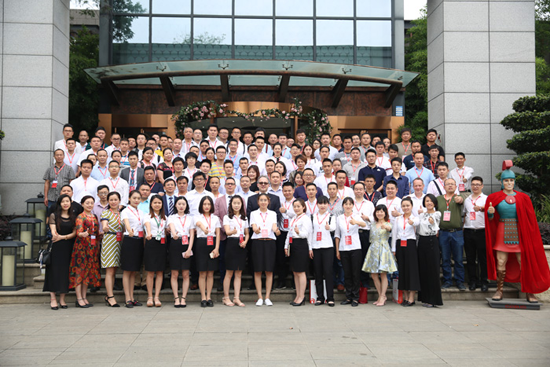 品牌大事|意大利依瑪全國巡回活動首先在成都站徐徐拉開大幕 品牌大事|意大利依瑪全國巡回活動首先在成都站徐徐拉開大幕