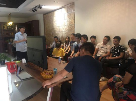 行于斯,不懼風雨——兔寶寶衣柜培訓師,團隊制勝 行于斯,不懼風雨——兔寶寶衣柜培訓師,團隊制勝