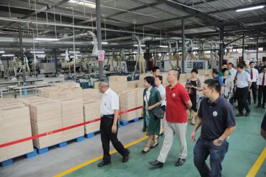 君子蘭水性漆助力可森木業(yè)打造更好產(chǎn)品 君子蘭水性漆助力可森木業(yè)打造更好產(chǎn)品