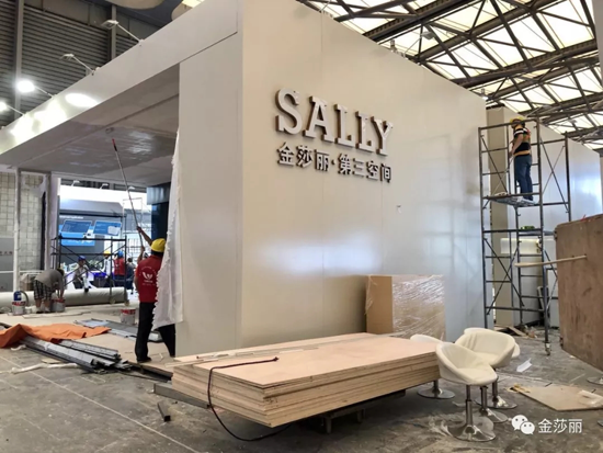 品牌日記|2018上海展 金莎麗淋浴房致敬現場所有搭建人員 品牌日記|2018上海展 金莎麗淋浴房致敬現場所有搭建人員