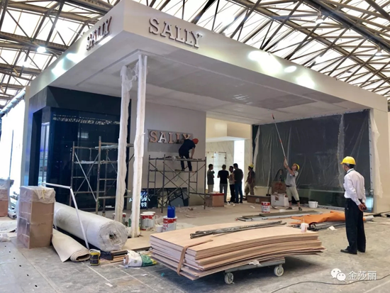 品牌日記|2018上海展 金莎麗淋浴房致敬現場所有搭建人員 品牌日記|2018上海展 金莎麗淋浴房致敬現場所有搭建人員