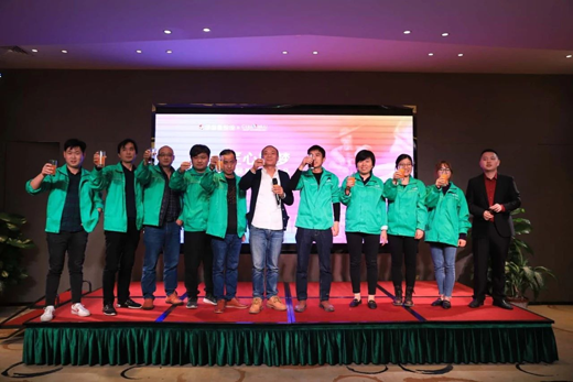 “匠心筑夢(mèng)·伊思曼股份新春喜樂會(huì)”開啟2019新征程 “匠心筑夢(mèng)·伊思曼股份新春喜樂會(huì)”開啟2019新征程