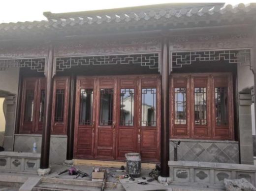 四合院與鋁合金仿古門窗，會(huì)不會(huì)天造地設(shè)的一對(duì)?