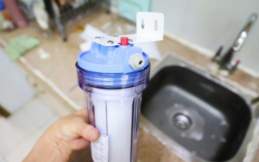 想提升水質(zhì)怎么辦?購買凈水器要技巧,三步驟幫你解決難題 想提升水質(zhì)怎么辦?購買凈水器要技巧,三步驟幫你解決難題