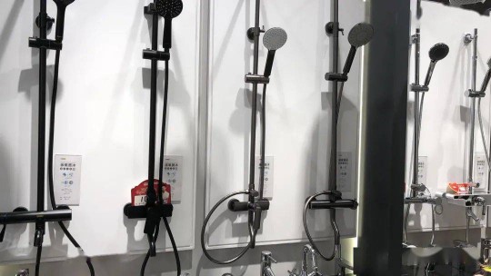 快看!極具金牌風范與品牌屬性的終端店面新形象 快看!極具金牌風范與品牌屬性的終端店面新形象