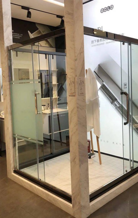 快看!極具金牌風范與品牌屬性的終端店面新形象 快看!極具金牌風范與品牌屬性的終端店面新形象