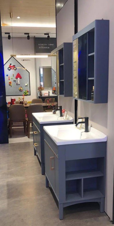 快看!極具金牌風范與品牌屬性的終端店面新形象 快看!極具金牌風范與品牌屬性的終端店面新形象