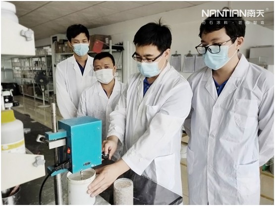 外墻瓷磚脫落藏風險 南天涂料勇當“建筑安全衛士” 外墻瓷磚脫落藏風險 南天涂料勇當“建筑安全衛士”