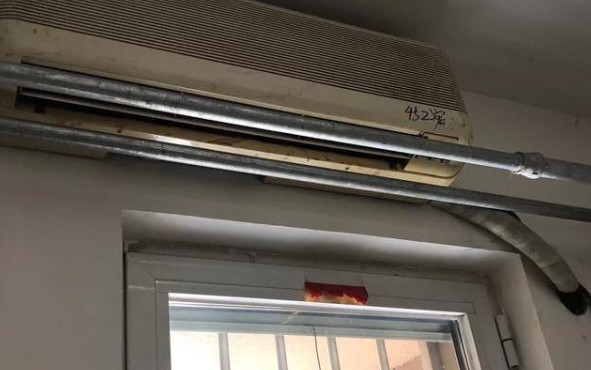 空調(diào)掛機(jī)排水管與空調(diào)眼一樣高，可以嗎？