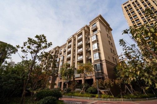 華潤漆綠能反射隔熱涂料系統(tǒng)讓建筑再也不怕夏熱冬冷 華潤漆綠能反射隔熱涂料系統(tǒng)讓建筑再也不怕夏熱冬冷