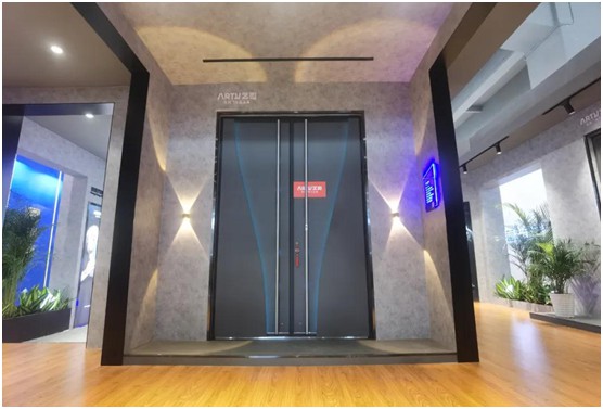 藝和集團(tuán) 展會(huì)快訊第1天:未來已來 “智”能有你 藝和集團(tuán) 展會(huì)快訊第1天:未來已來 “智”能有你