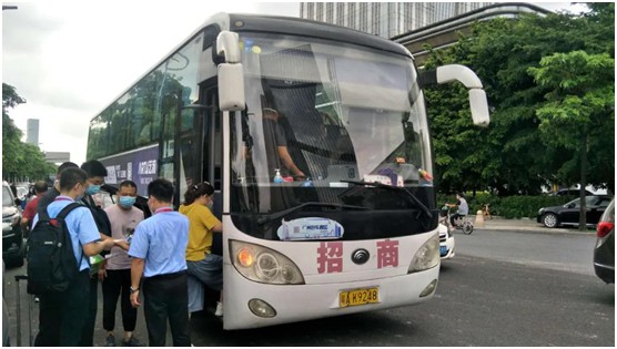 藝和集團(tuán) 展會(huì)快訊第1天:未來已來 “智”能有你 藝和集團(tuán) 展會(huì)快訊第1天:未來已來 “智”能有你