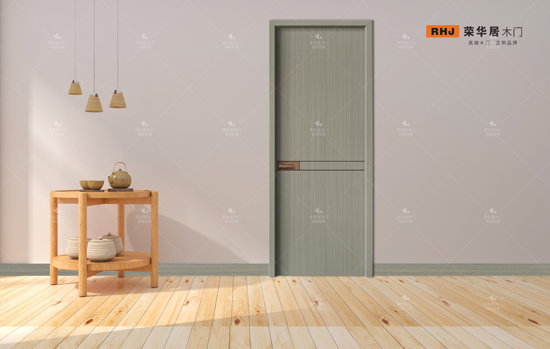 定制實木門為何價格如此昂貴？榮華居將與您分享