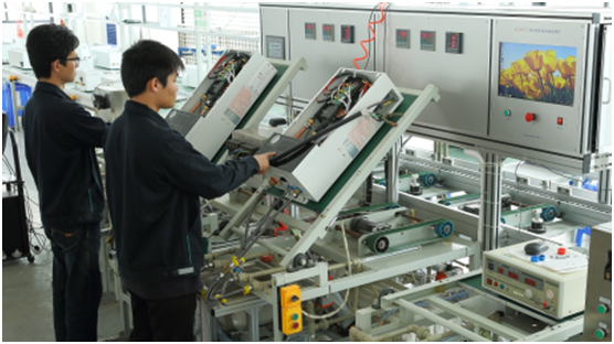 第二個十年之初,基諾德光芒四射地走來